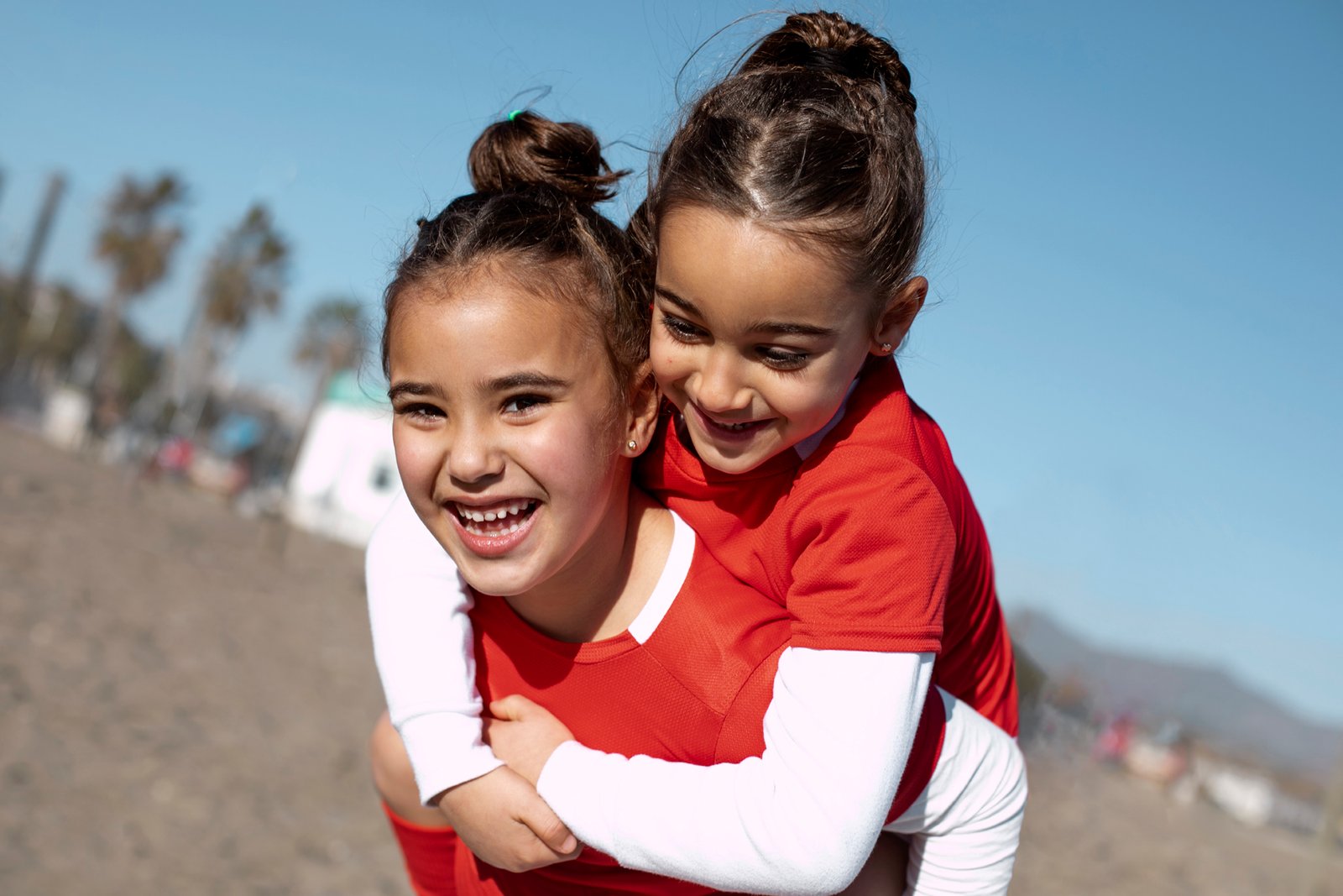 niños sonriendo